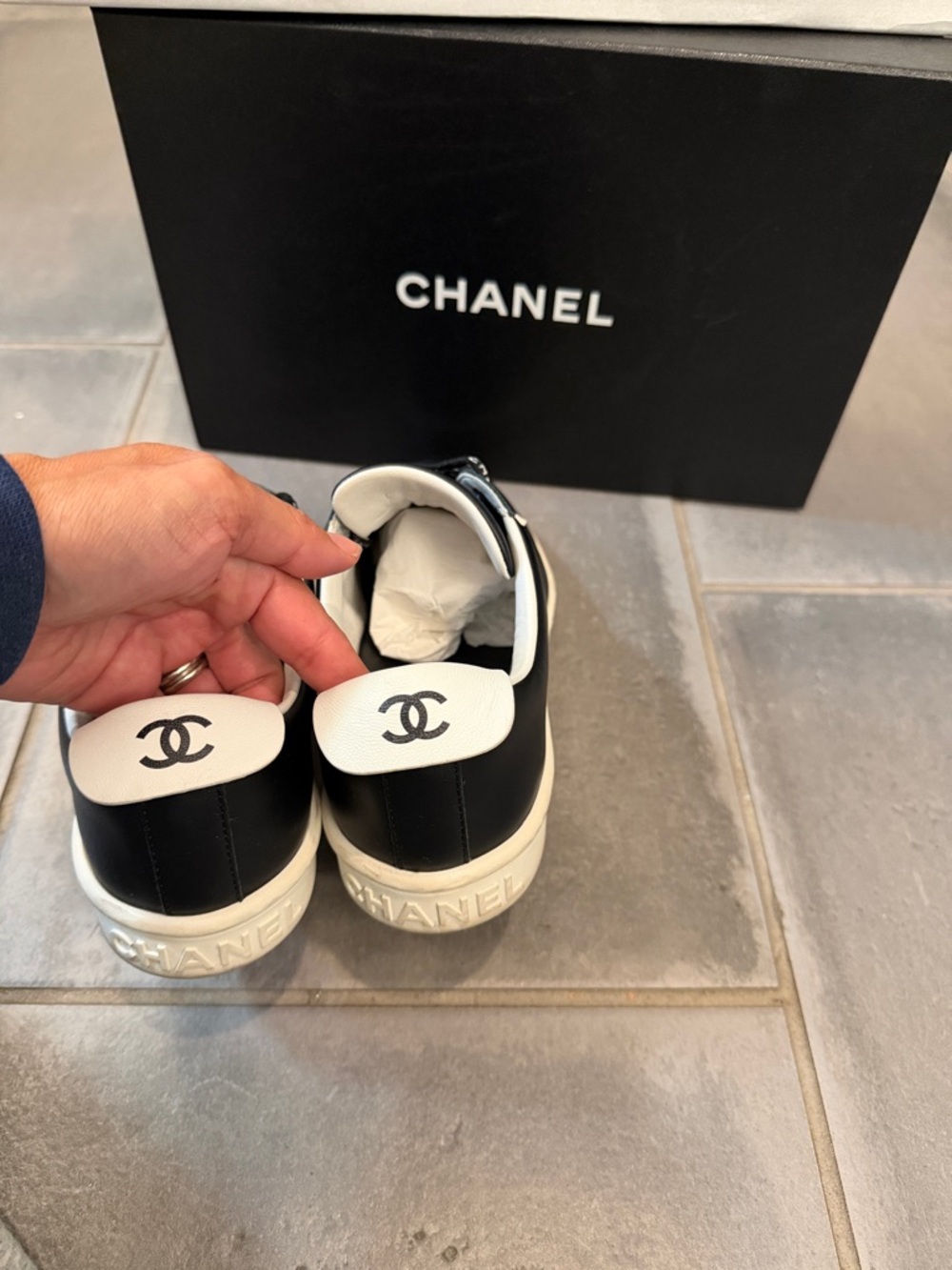 Authentic CHANEL Black and White Leather Low-Top Sneakers - Picture 3 of 4